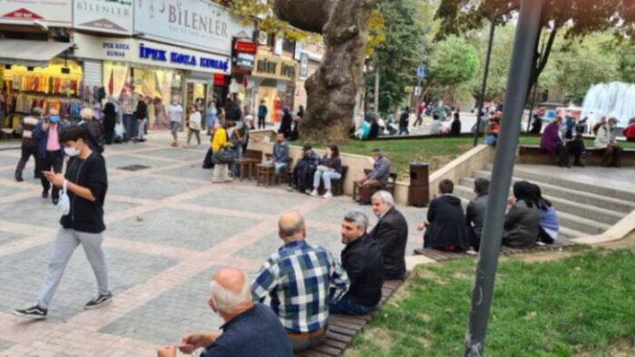 Bursa’daki ÇAKMA BANK Olayında İdari Soruşturmaya Muhalefetten Sert Tepki! “İdari Soruşturmaların Sonucu Ortada! Adli Makamlar Neticeye Gider!”