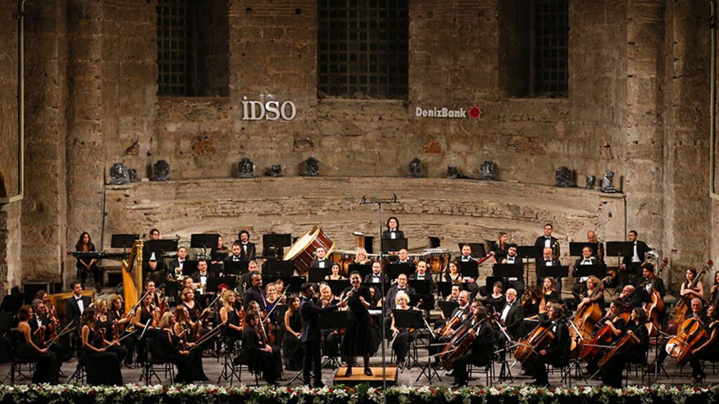 İDSO DenizBank Konserleri’nde 2022 Yılının İlk Konseri İstanbul AKM’de
