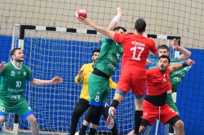 Çekişmeli maçın galibi Nilüfer Belediyespor