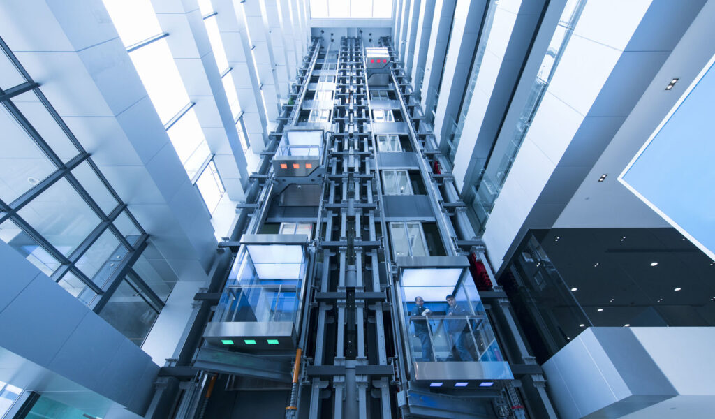 TK Elevator binalarda sürdürülebilirliğin geliştirilmesi adına EOX asansörünü kullanıma sunuyor