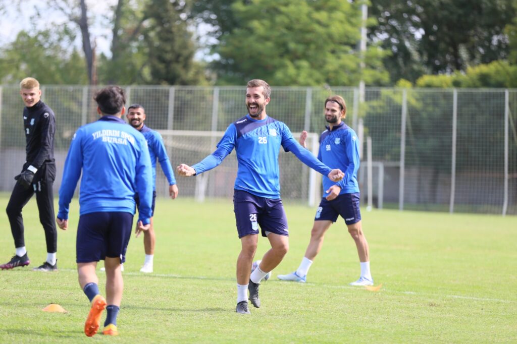 Bursa Yıldırımspor’lu  Efeler 09 maçı hazırlıkları devam ediyor