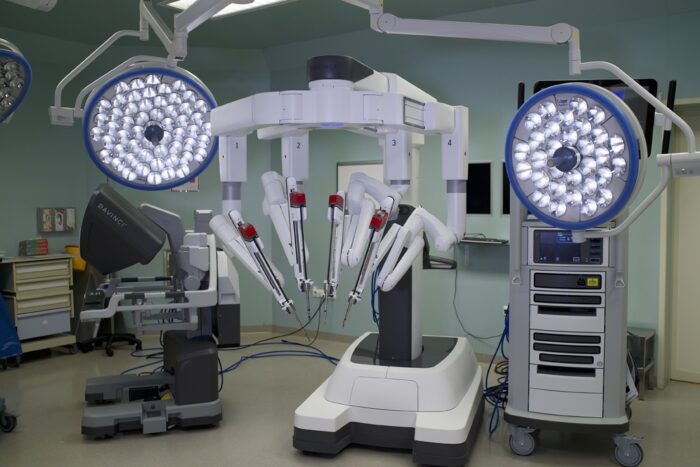 Robotik Yöntemle Geleceğin Ameliyatına İmza Atıldı
