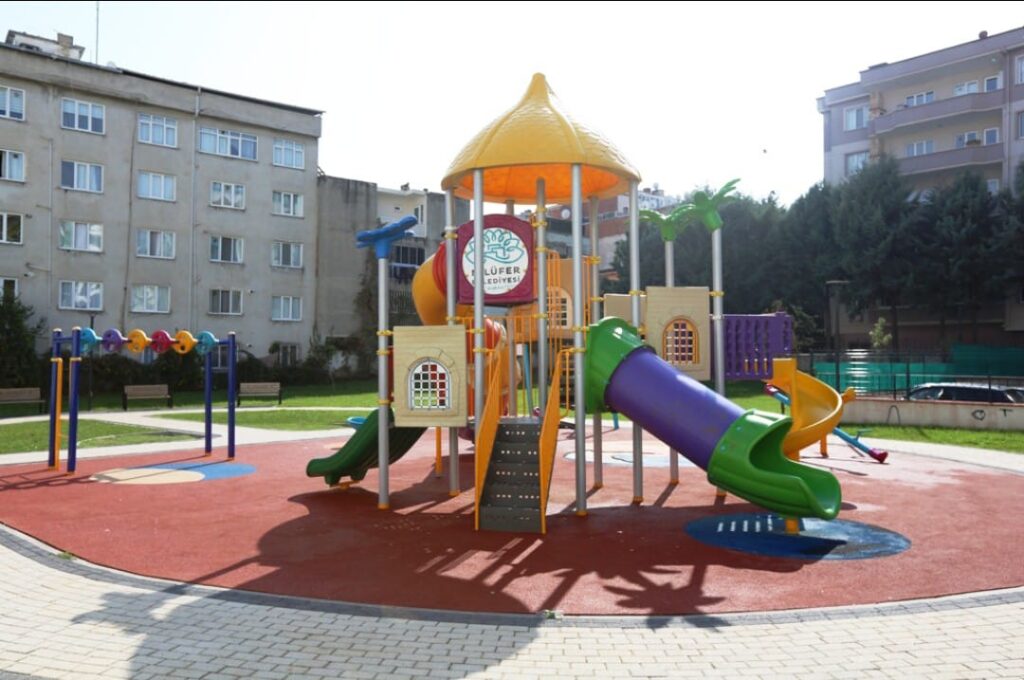 Çitlenbik Parkı  çocukların eğlence merkezi oldu