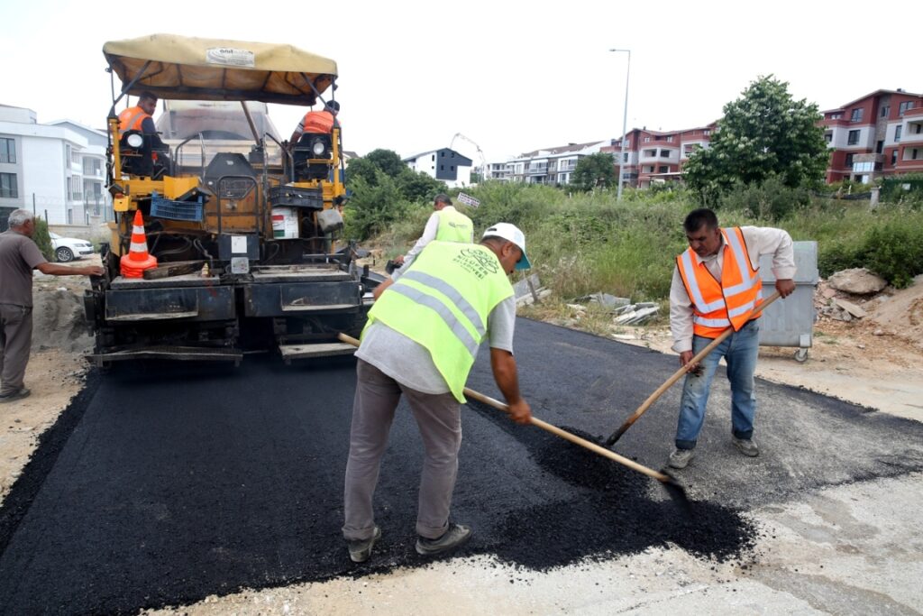 Nilüfer’de yol-asfalt çalışmaları hız kazandı