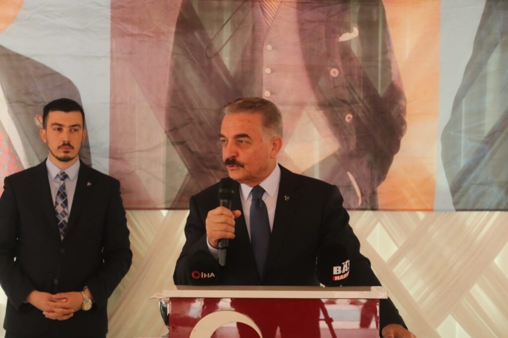 MHP Nilüfer’de Levent Karakoç yeniden başkan!