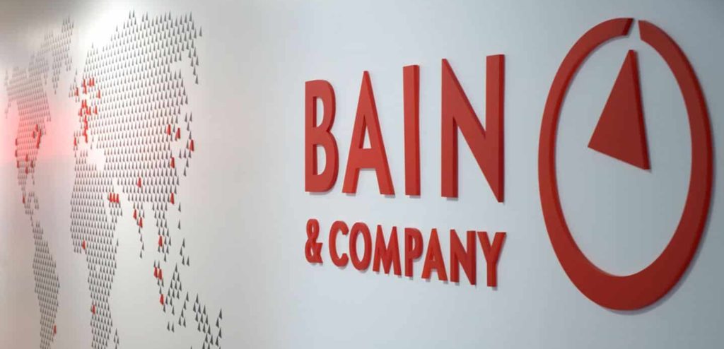 Bain & Company: Kurumsal bankalar sürdürülebilir büyüme için iklim finansmanını, karbon piyasalarını ve üretken yapay zekâyı itici güç olarak değerlendirmeli