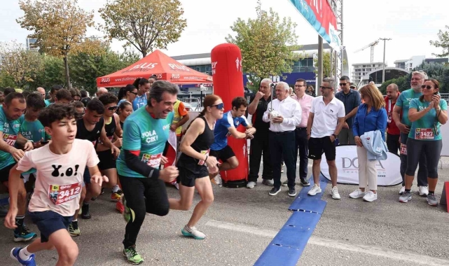 BAŞKAN ŞADİ ÖZDEMİR ‘EKER I RUN’ HEYECANINA ORTAK OLDU