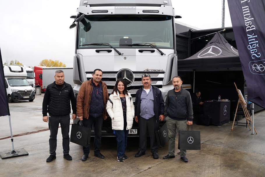 Mercedes-Benz Türk Sağlık Bakım Tırı Kapıkule Sınır Kapısı’na Ulaştı!