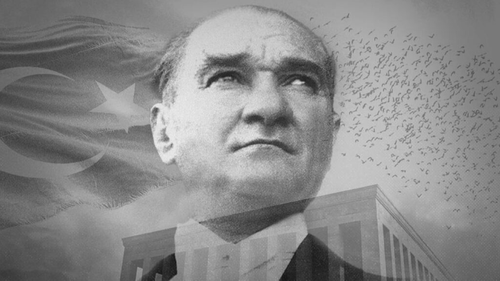 “Atatürk, Türk Milleti’nin ruhunda Türk bayrağı gibi dalgalanan bir baştı.”