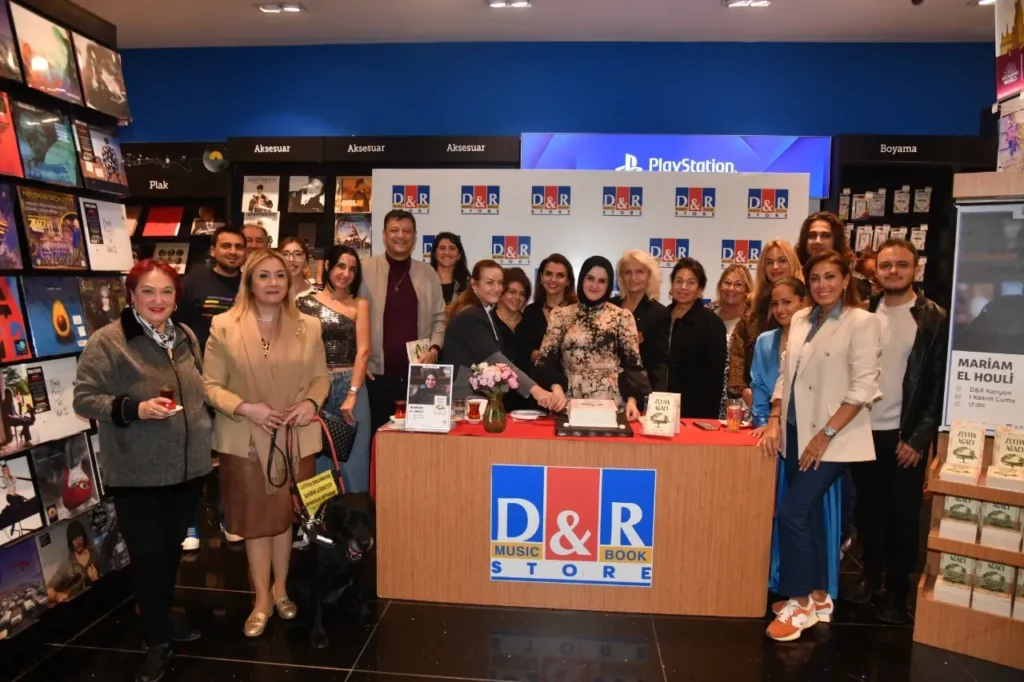 D&R, dünyaca ünlü Mariam El Houli’yi ağırladı