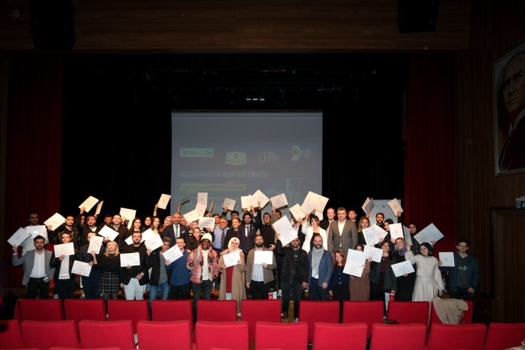 Geleceğin Yazılımcıları İstanbul Ticaret Üniversitesi’nde Sektöre İlk Adımını Attı