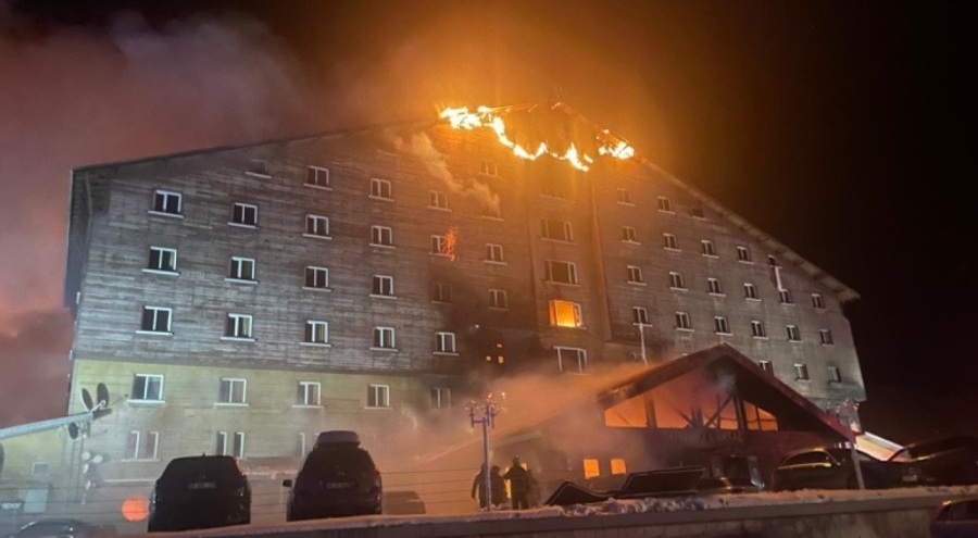 Evren’den Bolu’daki Otel Yangını ile İlgili Açıklama