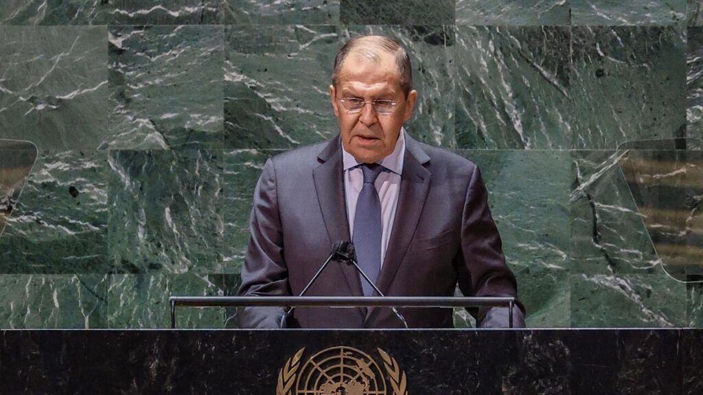 Lavrov: BM Sözleşmesi çok kutuplu bir dünyanın yasal temeli olmalı