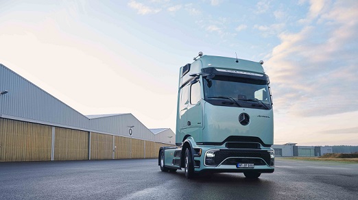 Mercedes-Benz Türk Bayileri Yeni Actros L’nin Özelliklerini Eğitimlerle Daha Yakından Tanıyor!