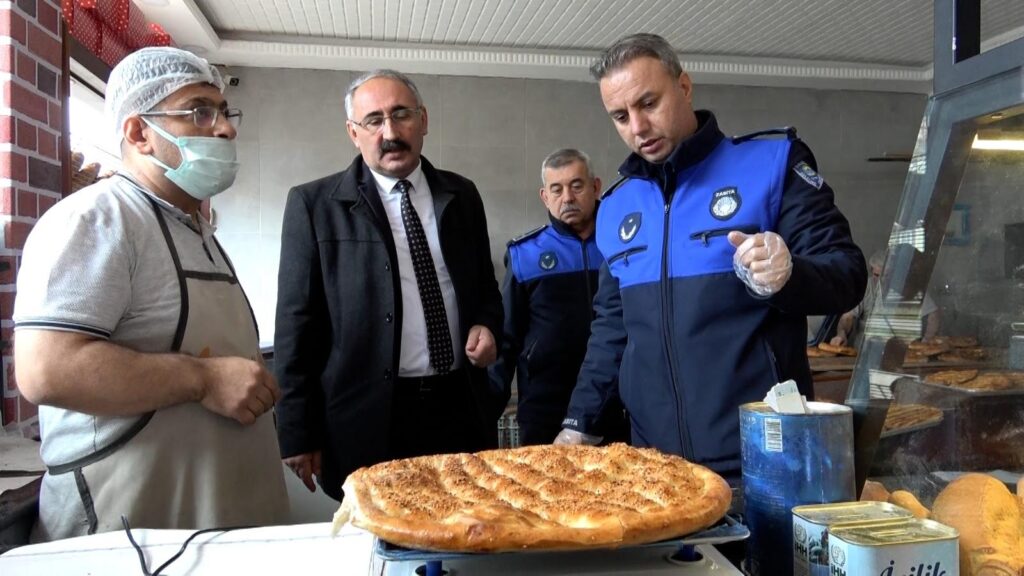 Gemlik’te Ramazan Pidesine Gramaj Denetimi