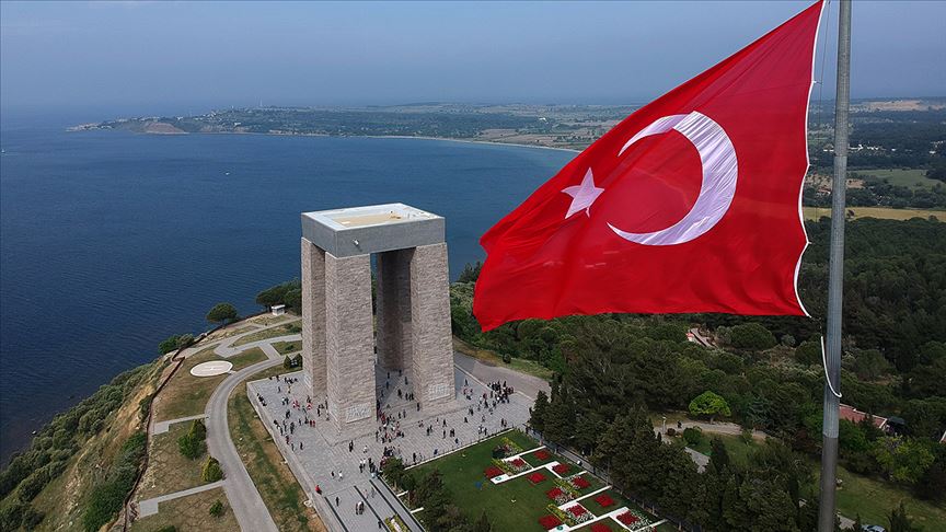 Çanakkale, sadece bir coğrafi savunma değil, aynı zamanda bir milletin bağımsızlık ve onur mücadelesidir.