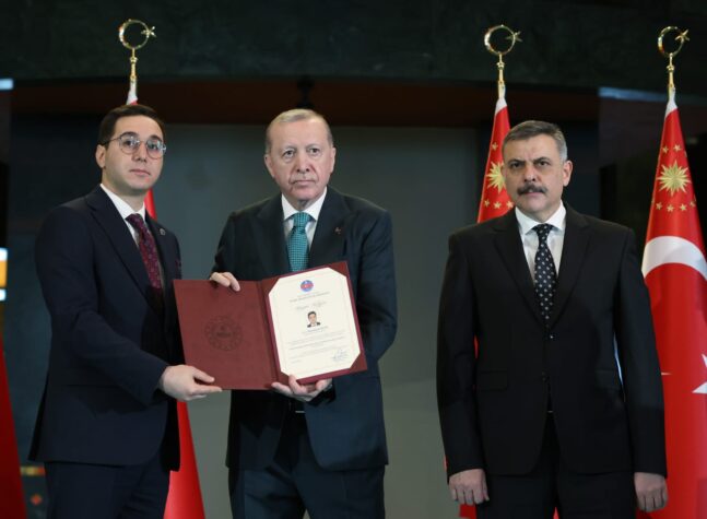 Liyakatın Zaferi: Gercüş’ten Devletin Merkezine Uzanan Bir Hizmet Yolculuğu