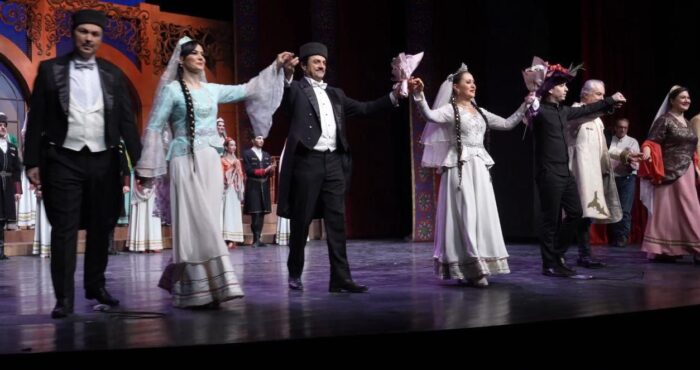 Üzeyir Hacibeyli’nin “Arşin Mal Alan” adlı opereti Ankara’da Atatürk Sanat Merkezinde sahnelendi