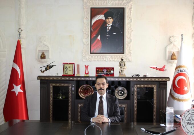 BABALARIMIZ, AİLEMİZİN GÜÇLÜ ÇINARLARI VE TOPLUMUMUZUN TEMEL DİREKLERİDİR
