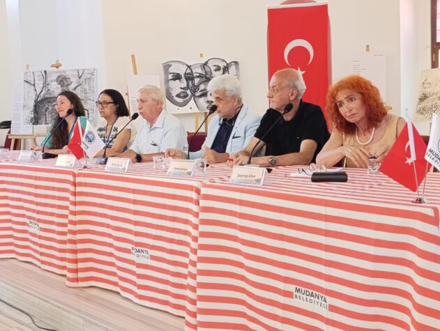 UMUDAYAZ 2026’da “Yazarlık ve Medya” Paneli Büyük İlgi Gördü