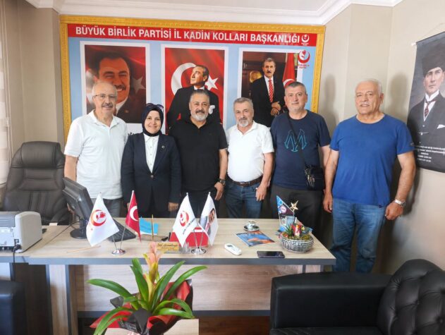 Antalya’da Anlamlı Buluşma: Sivil Toplum ve Siyaset Temsilcileri Ortak Gündem İçin Bir Araya Geldi