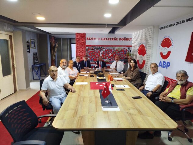 “Türkiye’nin Birikimli İsimleriyle Yol Yürümeye Devam Ediyoruz”