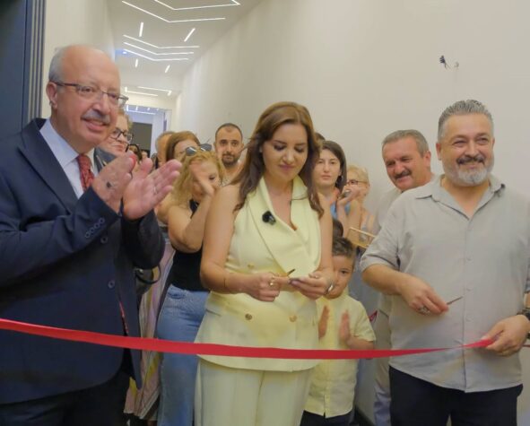 Antalya’da Güzellik Sektörüne Güçlü Yatırım: ESDALUXE Güzellik Salonu Görkemli Bir Törenle Hizmete Açıldı