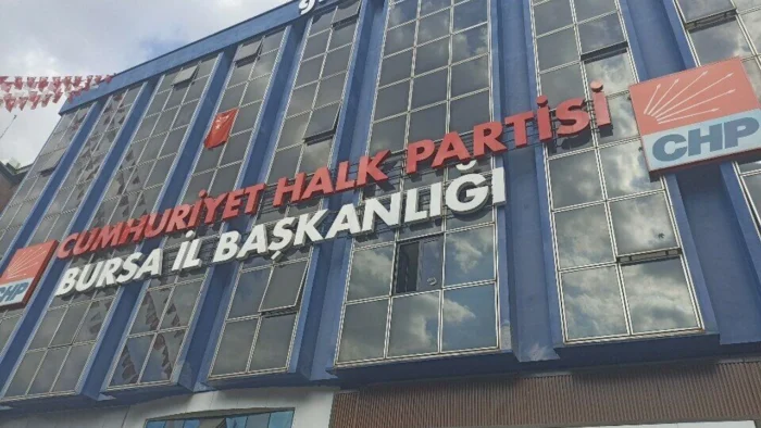 CHP İl Yönetimine Ağır Suçlamalar: “SGK Primleri Yatırılmadı, Maaşlar Ödenmedi, Parti 8 Milyon TL Borçla Bırakıldı” İddiası