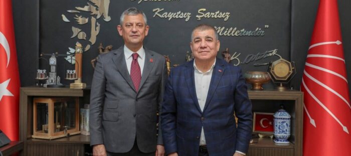 CHP’de Amasya’dan Dikkat Çeken İstifalar: Eski Milletvekilleri Ramis Topal ve Hüseyin Ünsal Yeni Parti’ye Katıldı