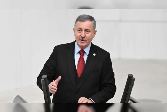 Selçuk Özdağ: “Staj ve Çıraklık Mağduriyetlerini Giderecek Kanun Teklifimizi TBMM’ye Sunduk”
