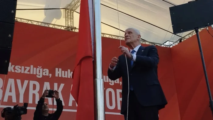 “Sizin başarı dediğiniz şey, baştan sona milli felaket!”