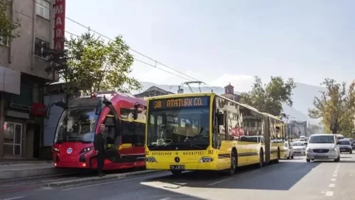 Bursa’da 30 Ağustos ulaşım tartışması büyüyor!