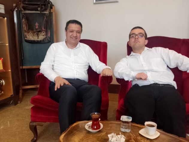 SAADET LİDERİ MAHMUT ARIKAN’DAN BOLU’DA KRİTİK ZİYARET! YAVUZ SELİM AK İLE SEÇİMLER VE İTTİFAKLAR MASAYA YATIRILDI