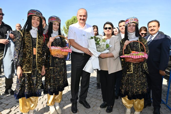 Batmanlılar Hasankeyf Su, Doğa Sporları ve Turizm Festivali’ne Akın Etti