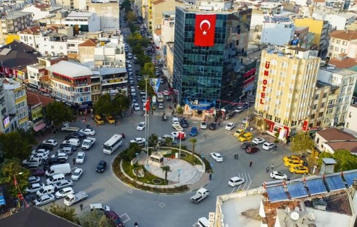 Karacabey’den beş siyasi partiden ortak çağrı: “İnsanımızın çığlığını duyun”