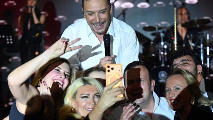 Cenk Eren, Müzik Kariyerinin 30. Yılını Özel Konserle Kutlayacak