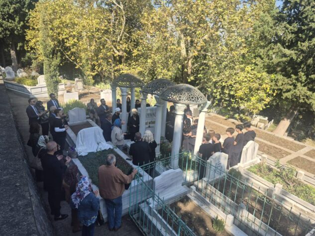 Zeki Müren 30. ölüm yıldönümünde Bursa’da anıldı