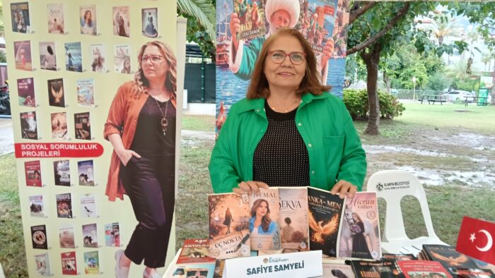 SESKODER in Genel Başkanı Samyeli 5 yeni kitabıyla Alanya da