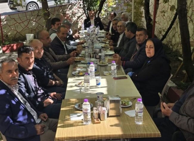 CHPli Başkan Açıkalın, muhtarları dinledi