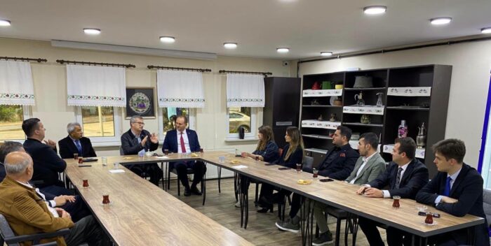 Bursa Barosu Başkan Adayı Yener Poroy’dan BAL-GÖÇ Genel Merkezi’ne ziyaret