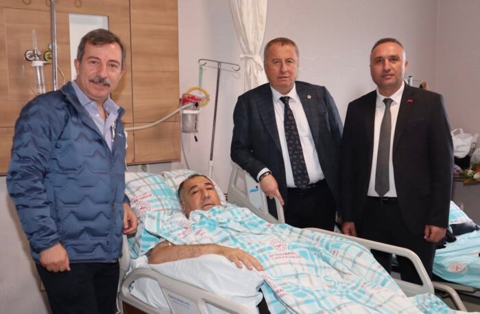 Hasan Toktaş’tan Mısırlıoğlu’na hastanede ziyaret
