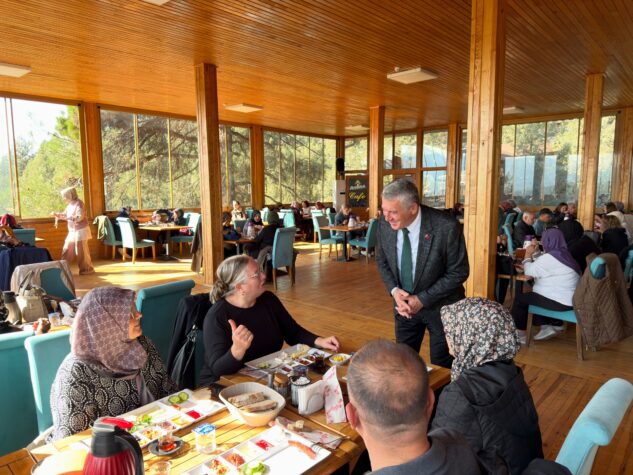 Arıkan: “İlçemiz İçin Çalışmaya, Harmancık’ın İhtiyaçlarını Gidermeye Devam Ediyoruz”
