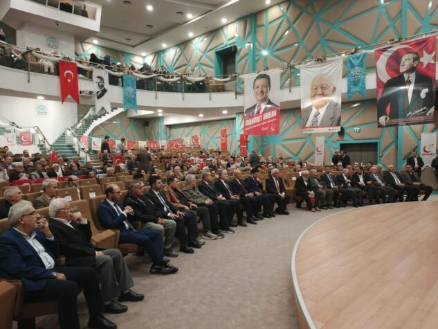 Saadet Partisi Nilüfer’de yeni dönem: Ensari Altınışık görevi devraldı