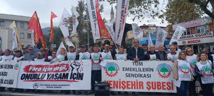 Tüm Emeklilerin Sendikası Yenişehir Şubesi, Ali Şekeroğlu için Bursa’da alanlara çıktı